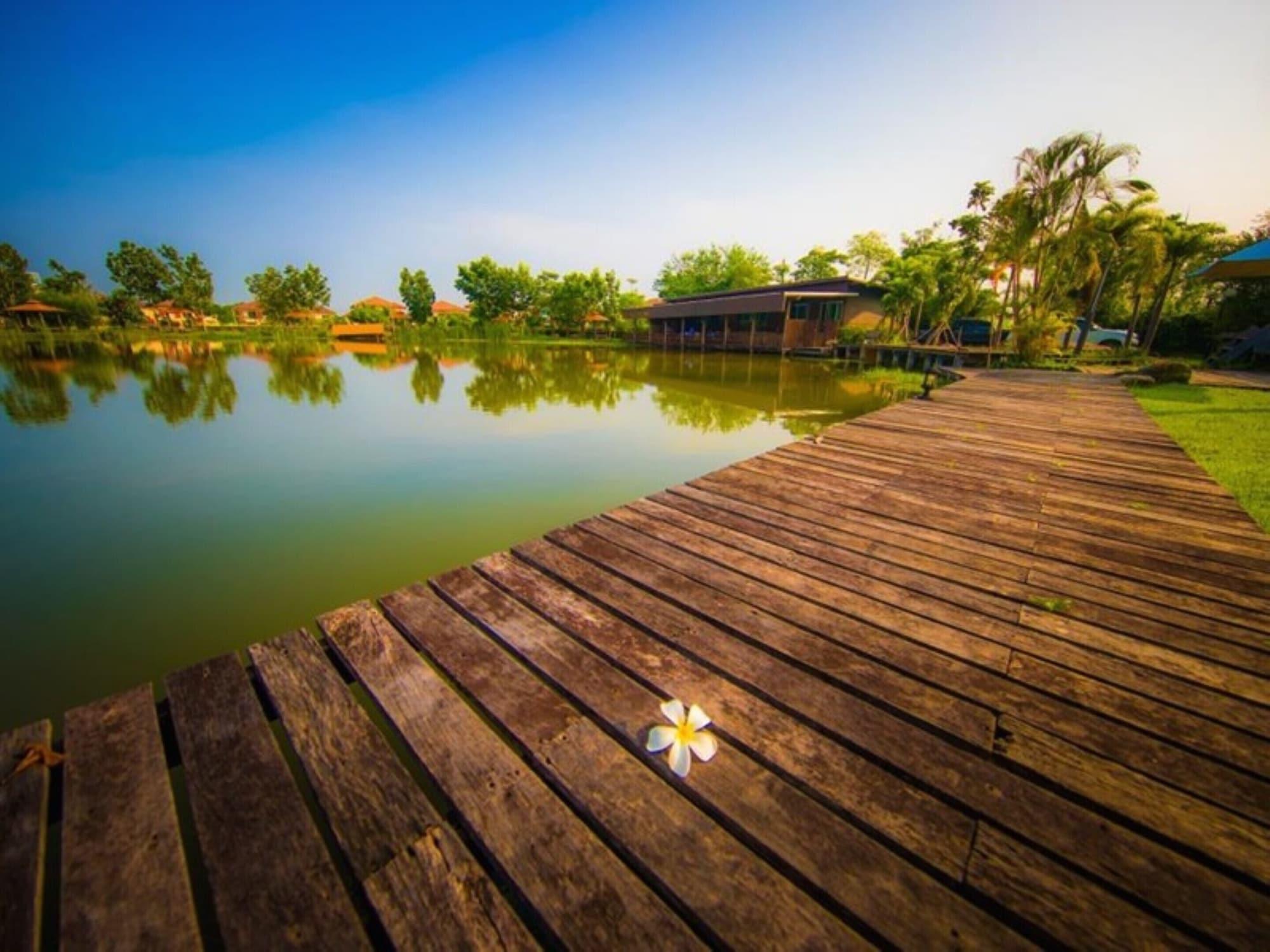Tanita Lagoon Resort Udon Thani Exterior foto