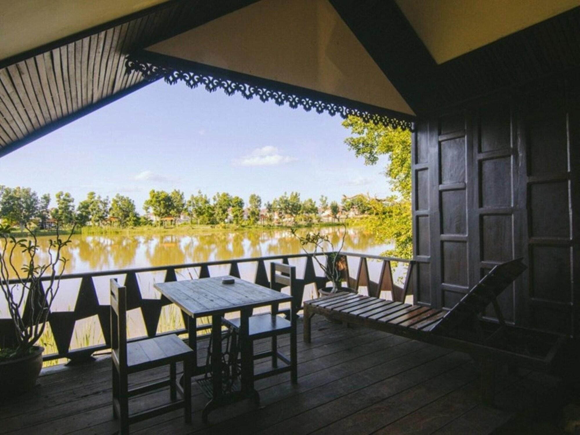Tanita Lagoon Resort Udon Thani Exterior foto