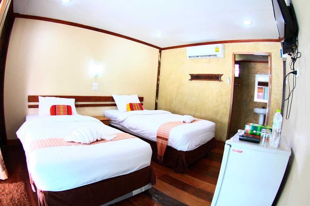 Tanita Lagoon Resort Udon Thani Cameră foto